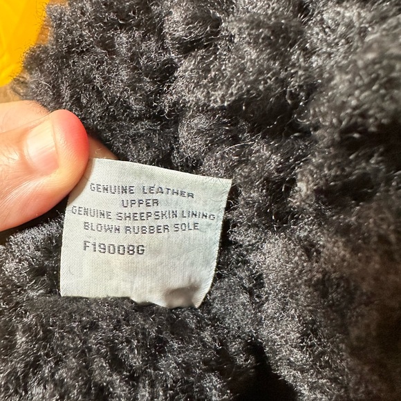 UGG Australia Women's Classic Tall Black Sheepskin Shearling Boots Size 8W - Picture 15 of 16